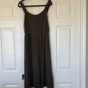 Sleeveless Olive Button-Front Midi Dress